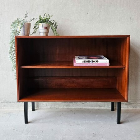 Vintage boekenkastje