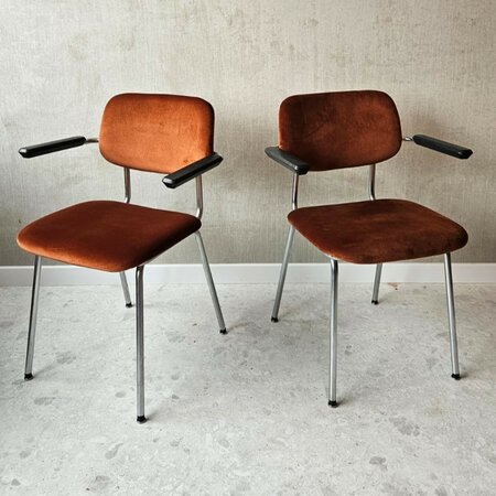 Vintage Gispen stoelen, opnieuw gestoffeerd