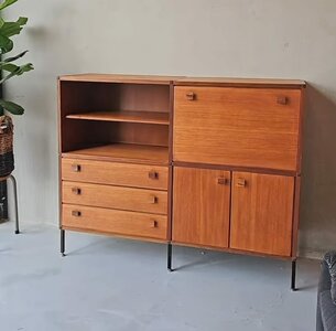 Mooi vintage wandkast