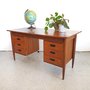 Vintage bureau met zes lades